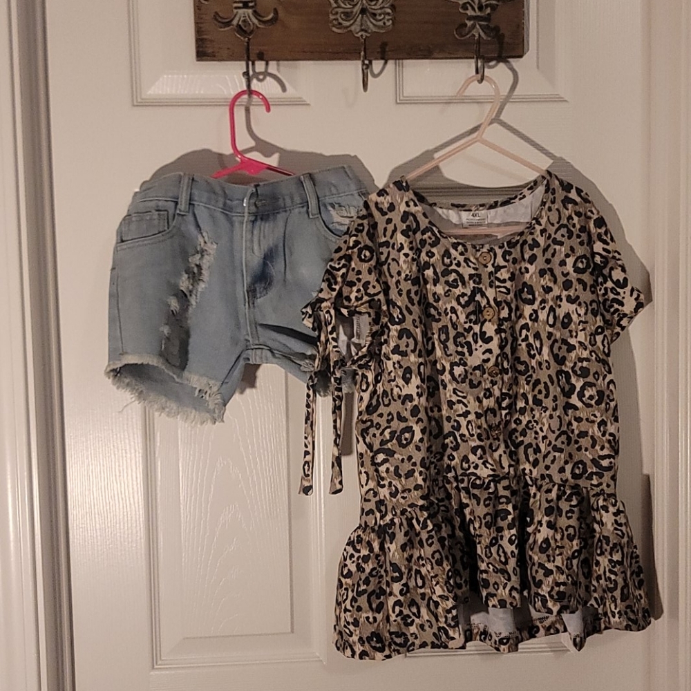 8/9 leopard short set